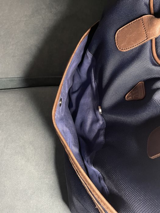 Mala da lion of porches