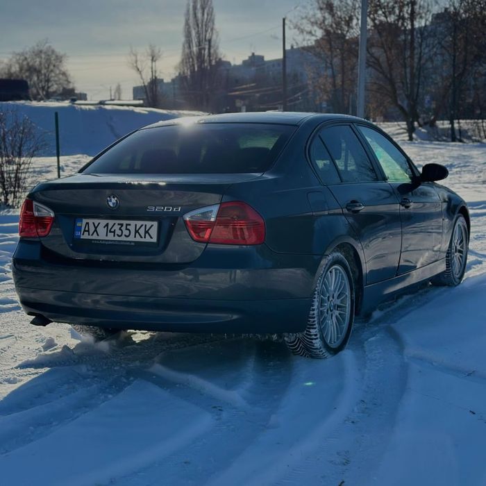 Bmw e90 320d на автомате 168тыс родной пробег