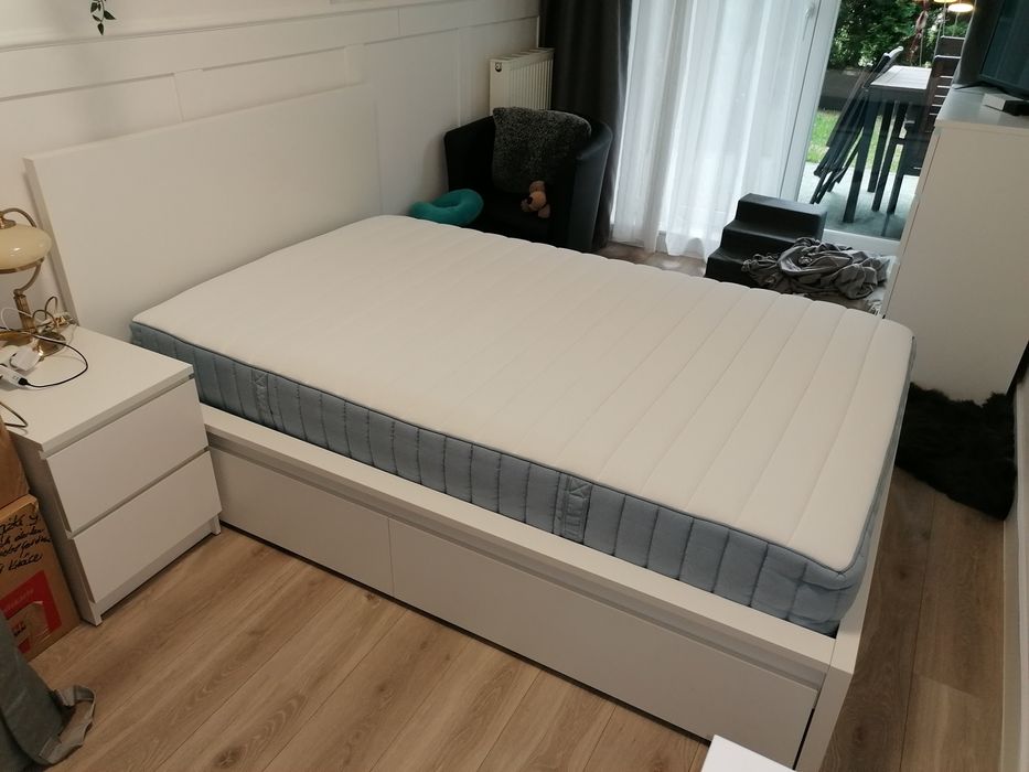 Łóżko MALM Ikea materac szuflady jak nowe