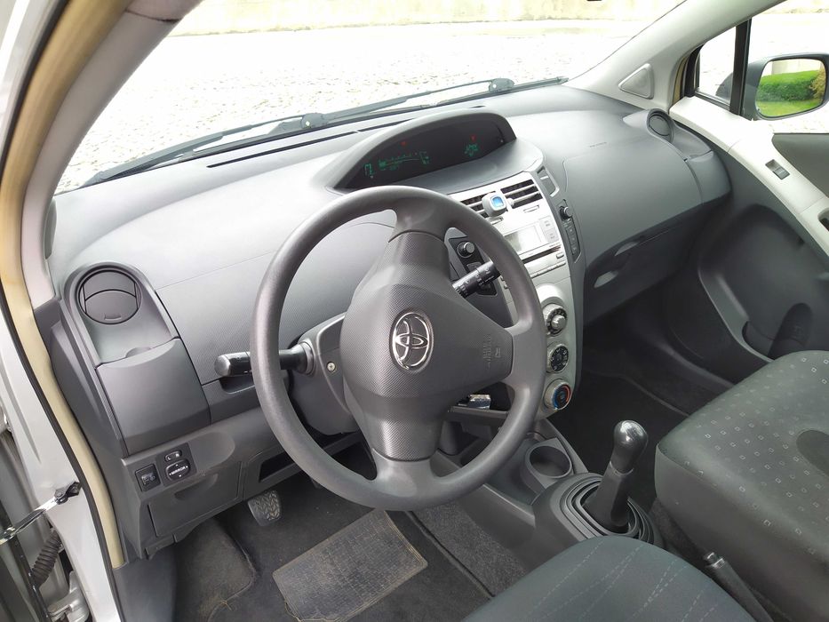 toyota yaris II, 1.4 D4D, Van,
