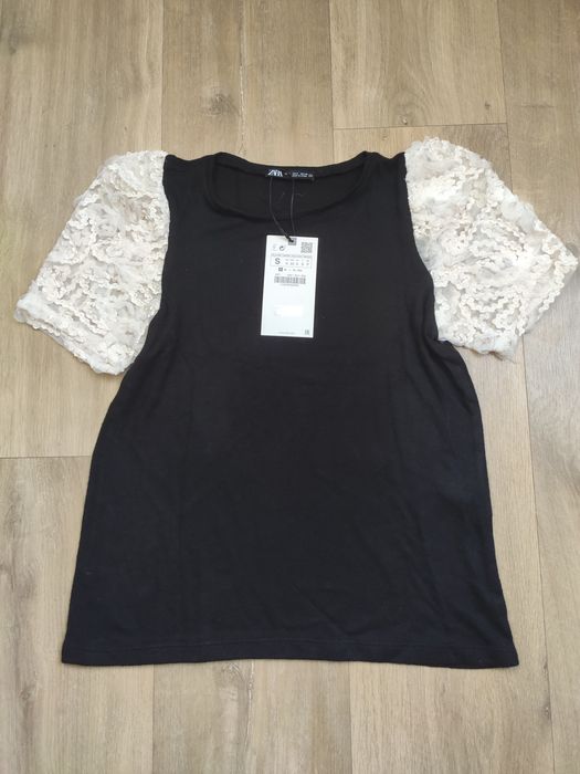 Футболка ZARA для девушек