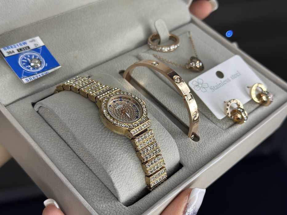 Жіночий ювелірний набір біжутерія годинник сережки браслет колечко