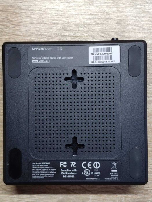 Маршрутизатор Linksys by Cisco WRT54GH