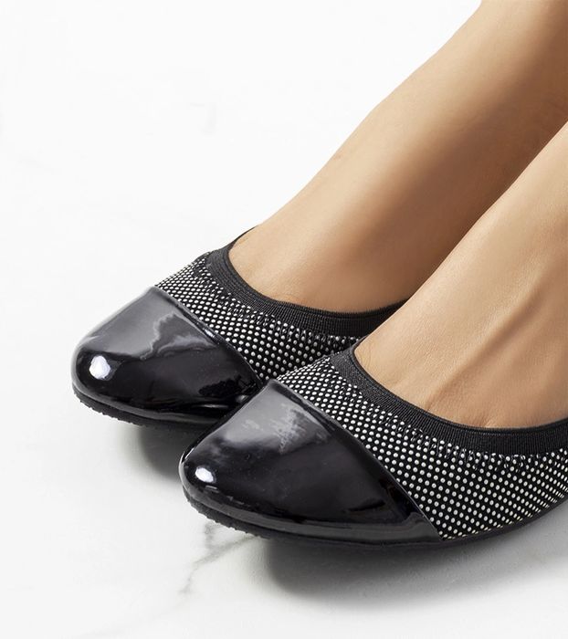 Czarne baleriny w groszki Jonna