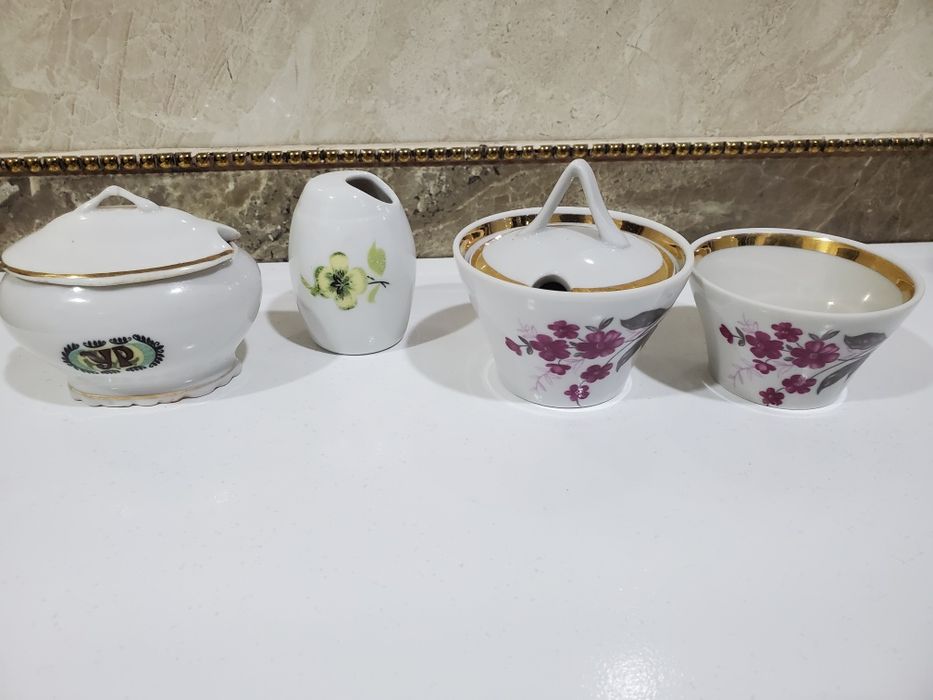 Продам спецовники