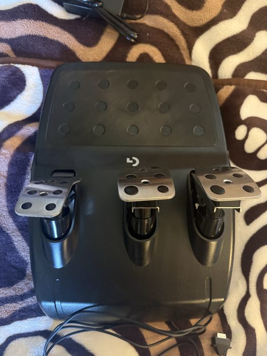 Кермо logitech g29 нове