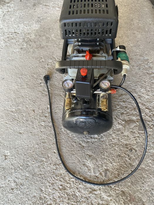 Продам компресор  в хорошому стані