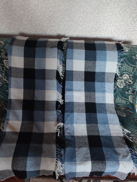 Продаю   покрывало.микрофибра. И 2 пледа