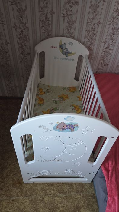 Продам кроватку дешево