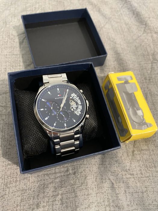 Zegarek meski Tommy Hilfiger Baker Open Heart - srebrny, 43 mm