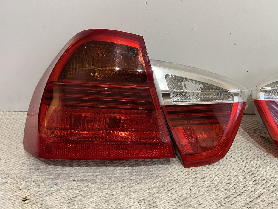 Комплект задніх ліхтарів BMW E90 седан (дорестайлінг, 2005-2008) стопи БМВ