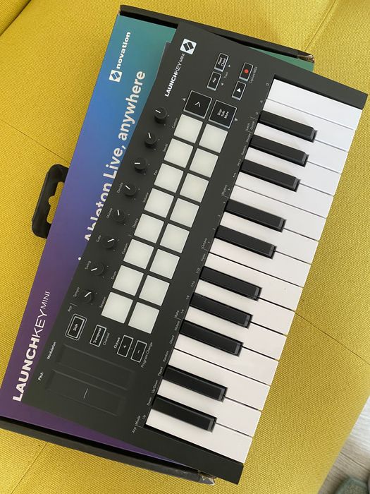 Launchkey Mini MK3