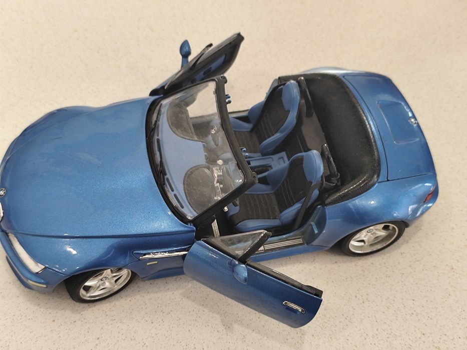 1996 BMW M roadster 1/18 - Burago