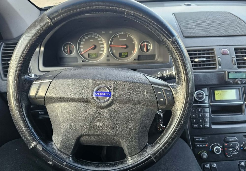 Продам Volvo XC90 2007 2,4 дизель