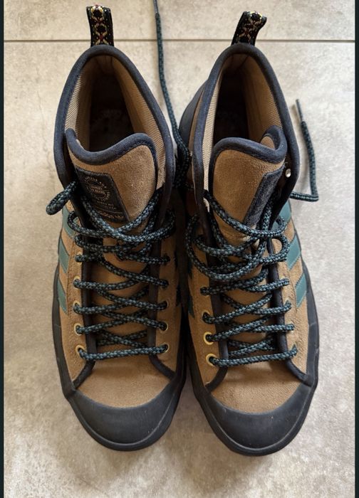 Аdidas.