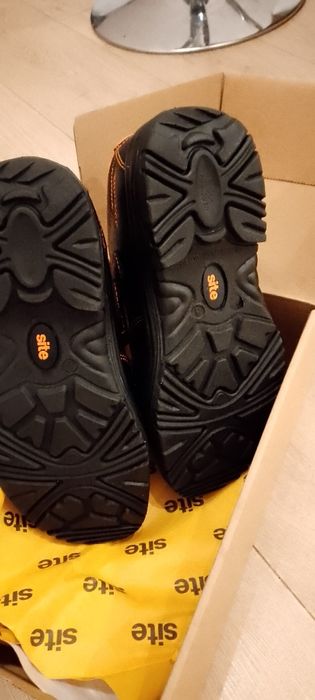 Sprzedam buty robocze