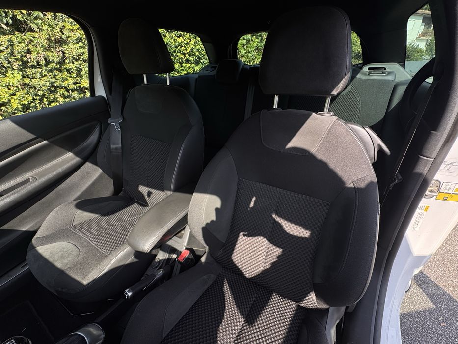 DS3 1.6 THP Full Extras