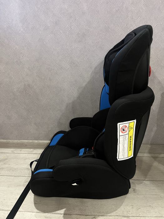 Дитяче автокрісло.Детское автокресло.Есть наклон для сна.Німеччина