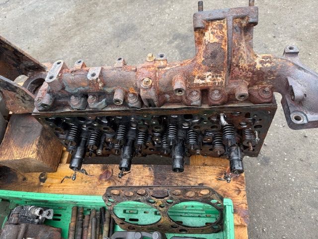 Liebherr D 834 USED ENGINE silnik na części