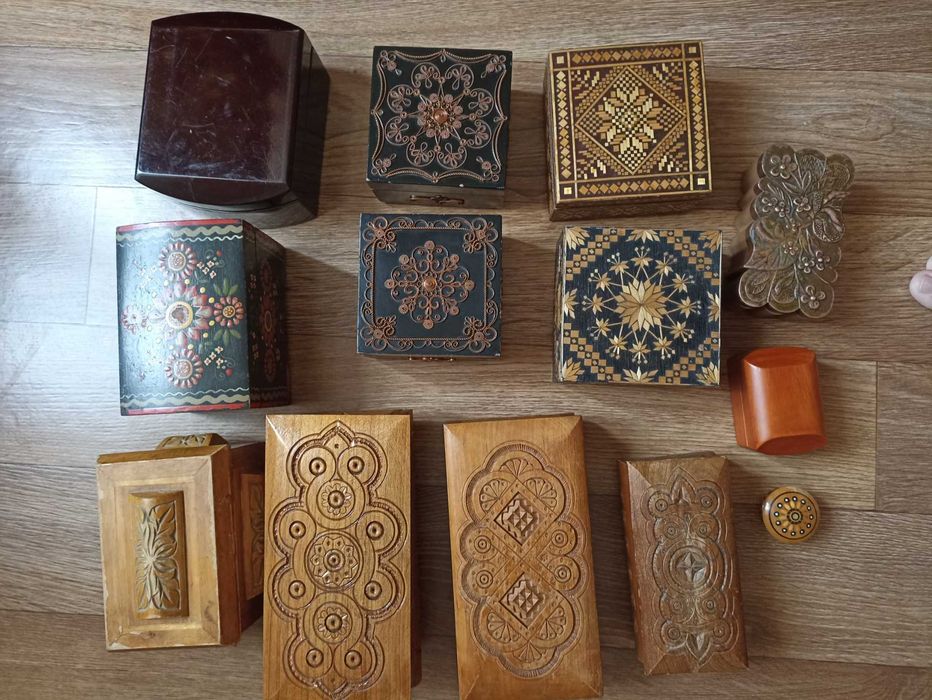 Шкатулки. Дерево. Сандаловое дерево. Индия. Карболит. Советские.