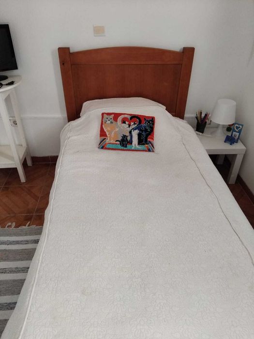 Cama de solteiro