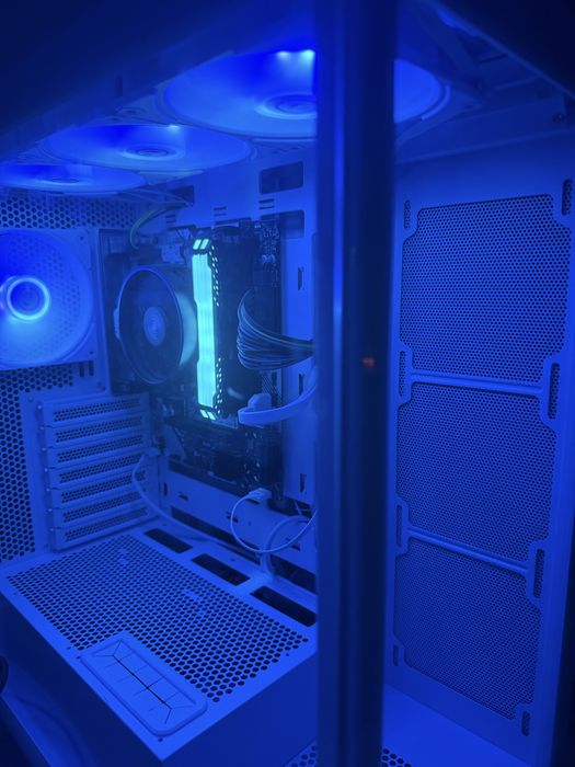 PC GAMING BRANCO RGB – Ryzen 5 5600G | 16GB RAM | SSD + NVMe