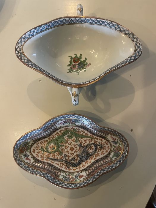Loiça porcelana chinesa antiga com dragões
