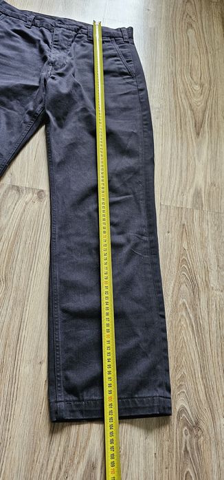 Levis spodnie męskie chinos rozmiar W32 L32 stan bardzo dobry  używane