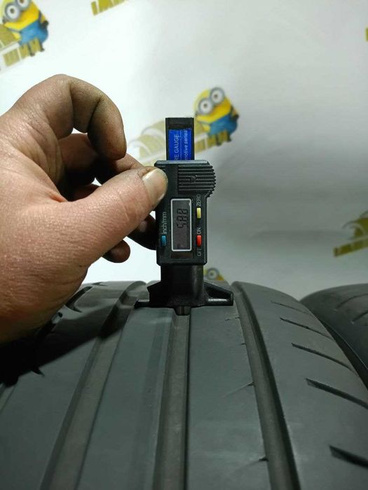 *Шини Dunlop 225/45R19. 4шт. Літо 2023р (0236)