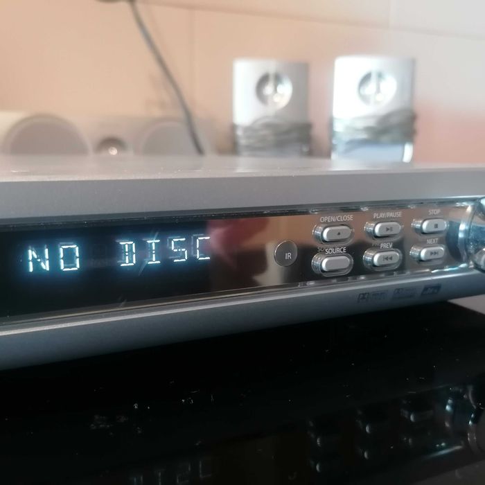 Home Cinema Philips LX3600D