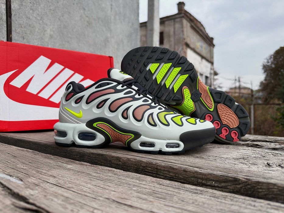 Мужские кроссовки Nike Air Max Plus Drift FD4290-009 Оригинал