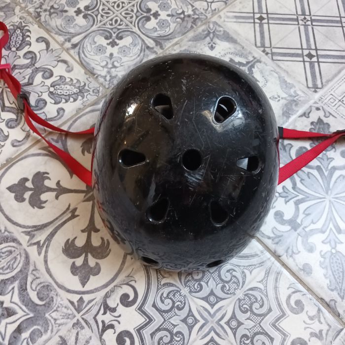 Kask czarny rowerowy