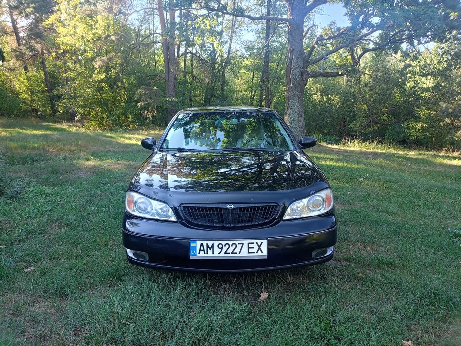 Продам Nissan Maxima 2004р. 2л.