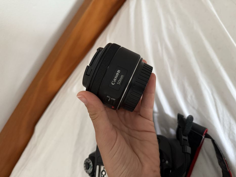 Canon EOS 80D + 2 lentes + mala + cartão + tripé
