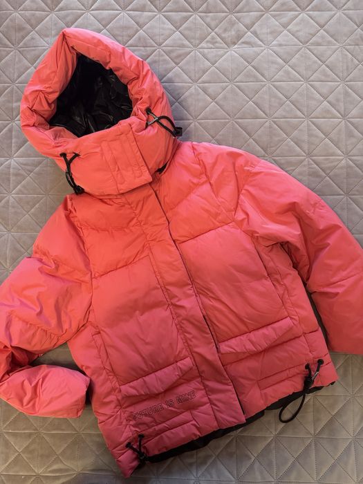 Жіноча зимова куртка