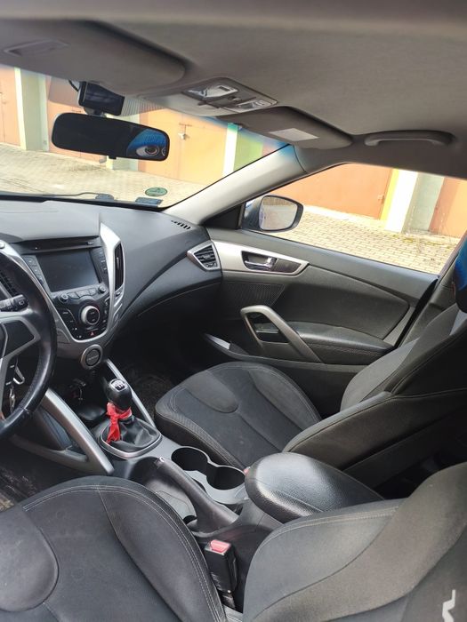 Hyundai Veloster