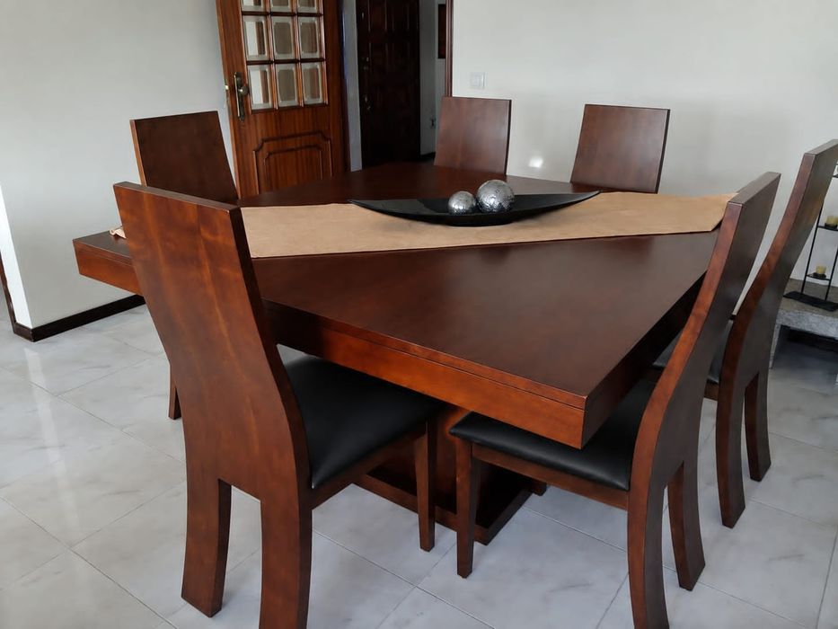 VendoMesa com 6 cadeiras