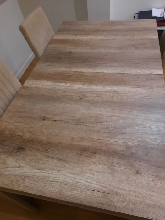 Mesa de jantar extensivel + 4 cadeiras