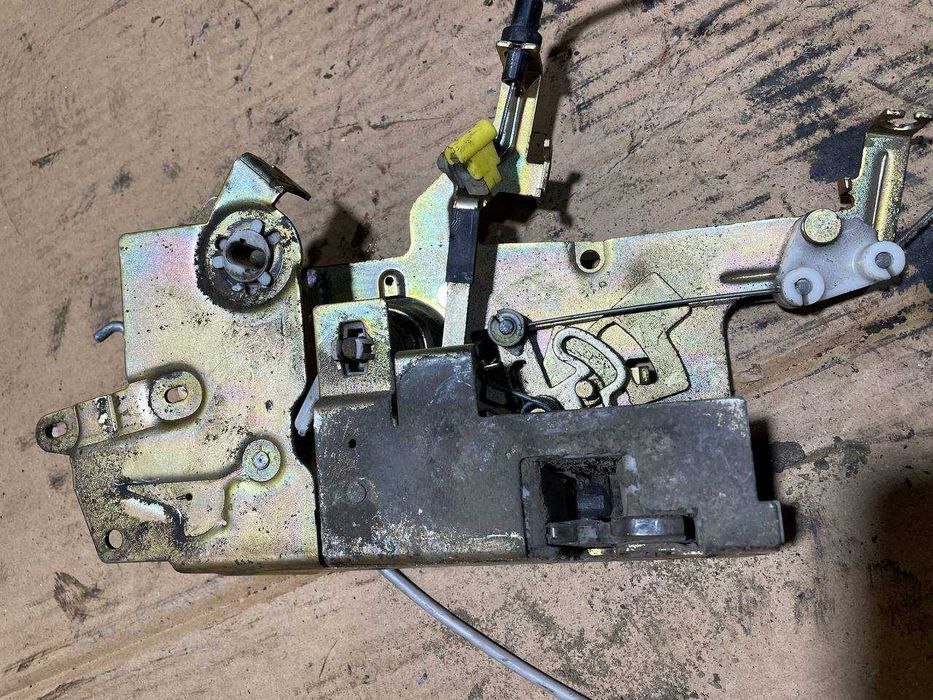 Замок двери боковой механ. Форд Транзит мк6