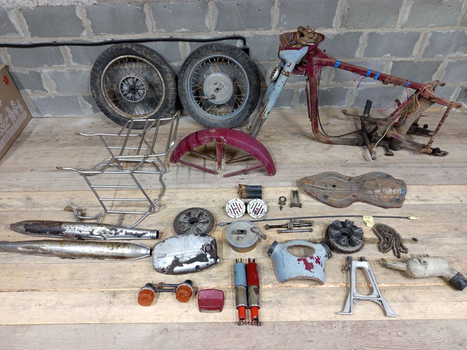 Запчастини на мотоцикл "Минск 125", Jawa, Иж, Карпати, Alpha