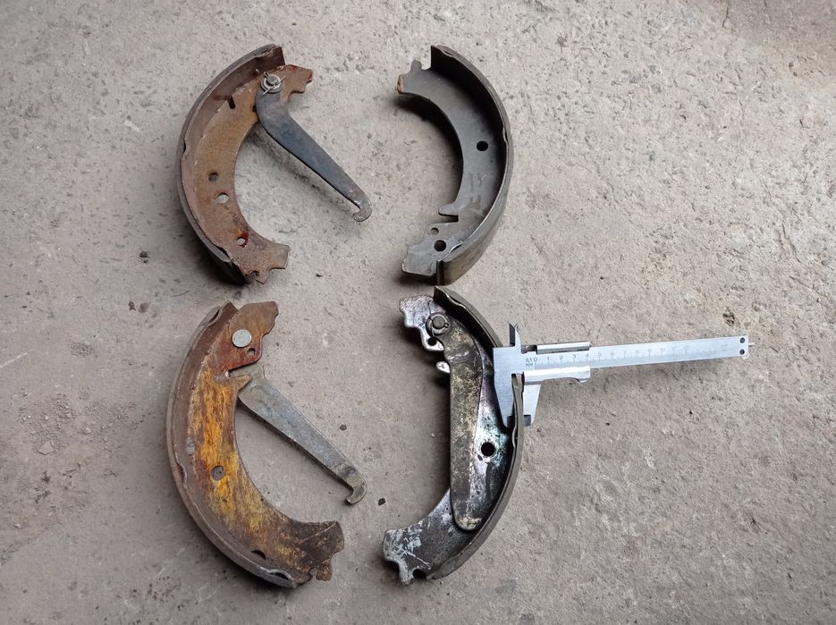 Гальмівні колодки ВАЗ жигуль