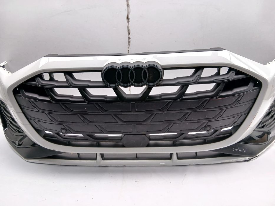 Pára-choques frente AUDI A3 Limousine (8YS)