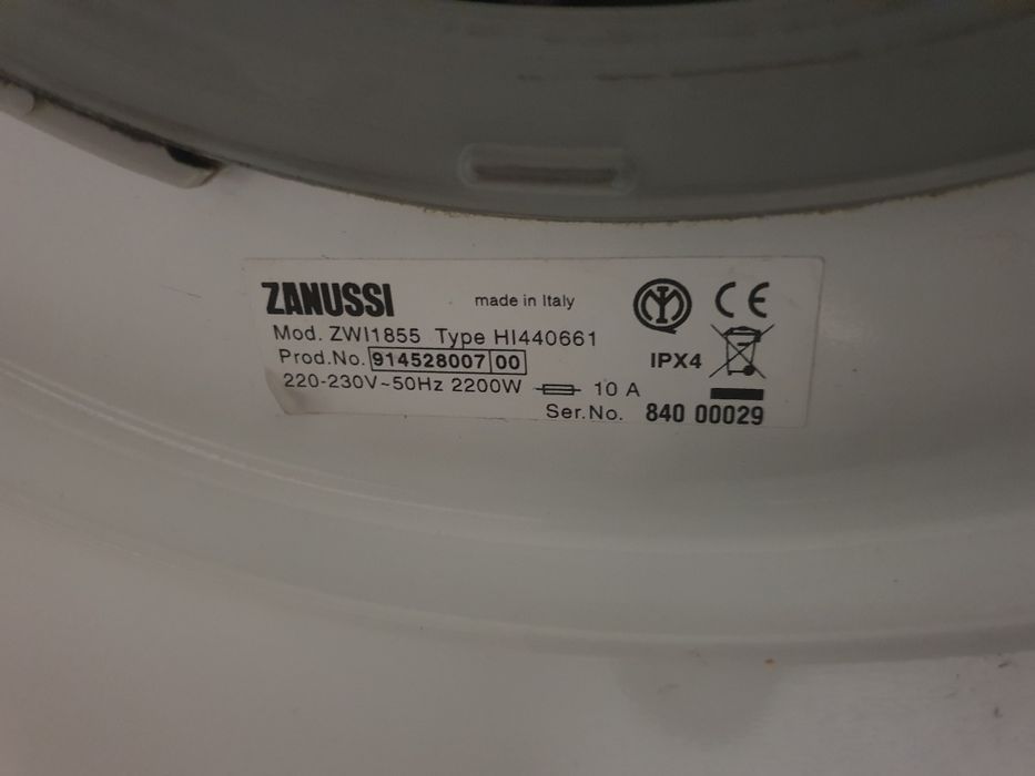 Máquina Lavar Roupa Zanussi ZWI 1855