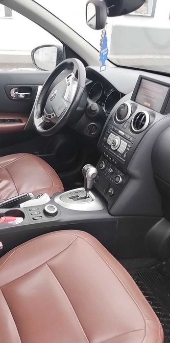 NISSAN QASHQAI+2 2.0 4x4 Acenta