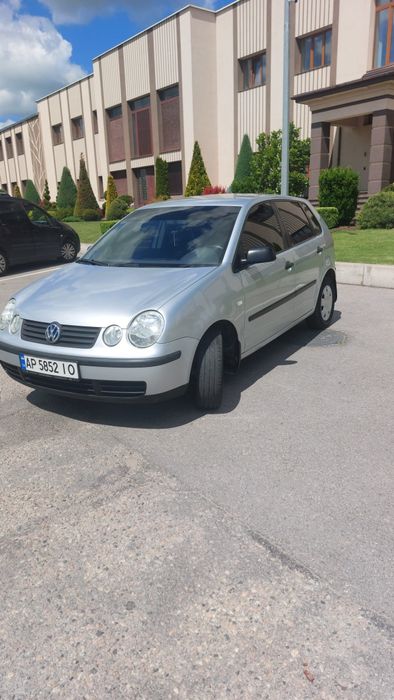 Volkswagen Polo АВТОМАТ ГАЗ 4...