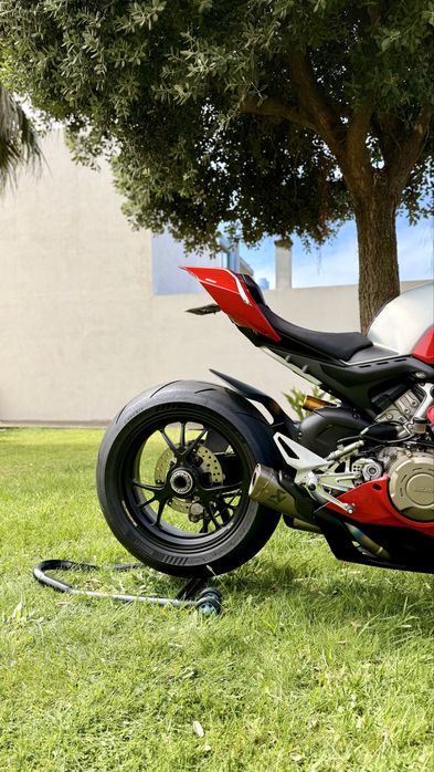 Ducati panigale v4 r