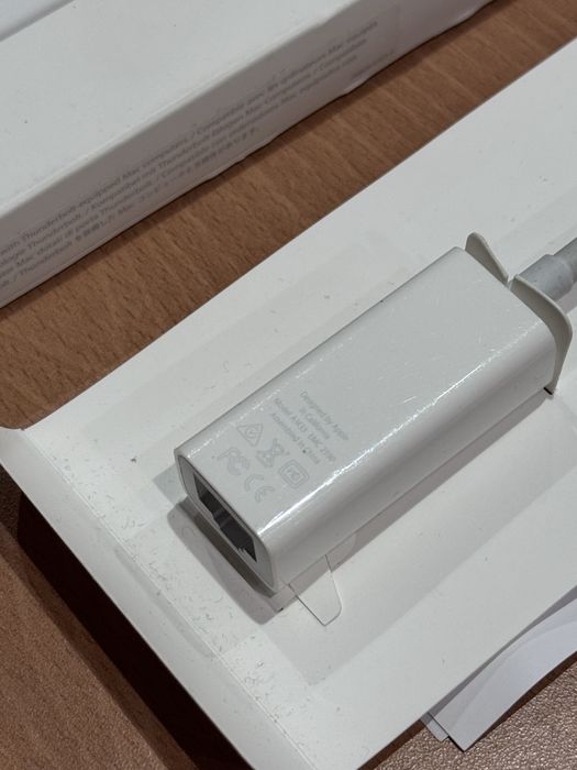 Thunderbolt Gigabit Ethernet Adapter - A1433435860631601827843