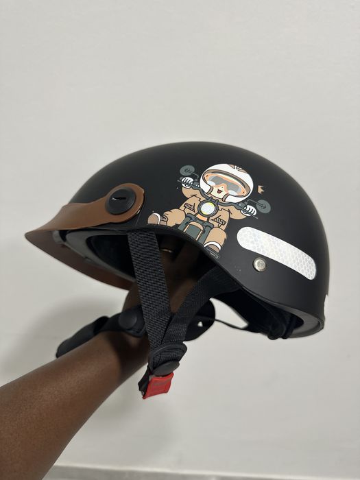 Capacete para trotinete eletrica novo