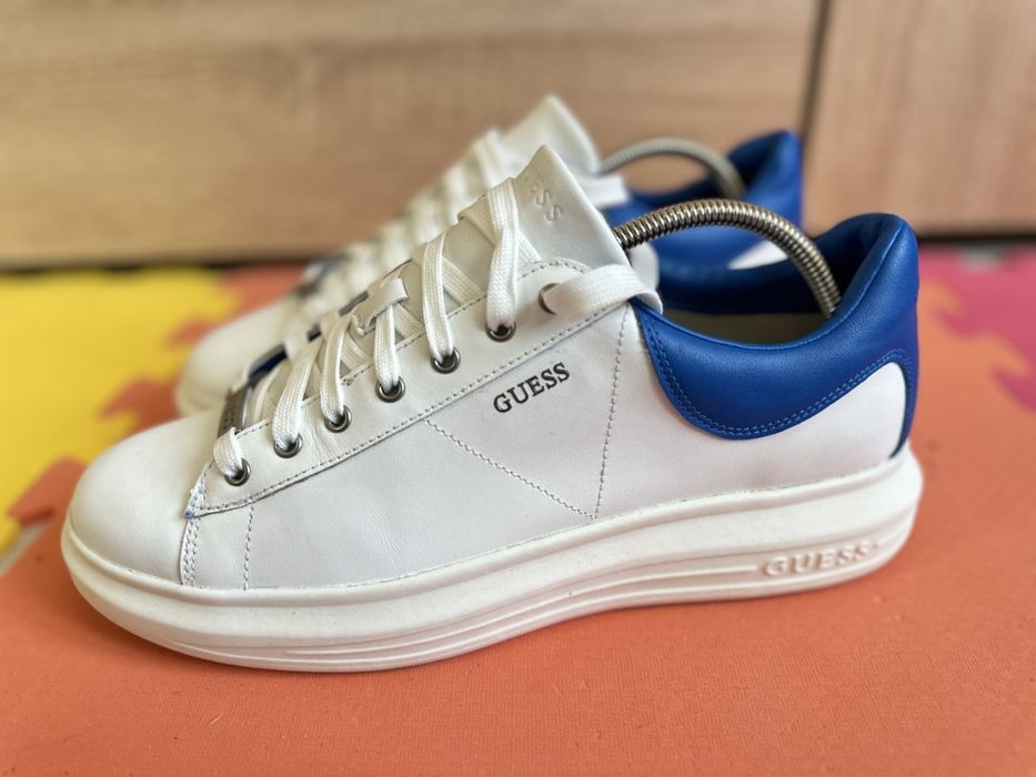 Шкіряні кеди Guess Baskets