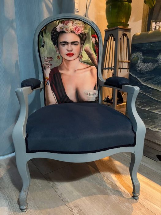 Fotel Frida Kahlo-wygoda w artystycznym wydaniu